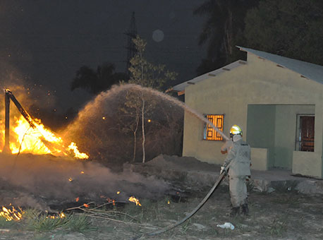 260816-cotidiano-incendio-cleriston