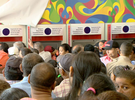 060916-cotidiano-grevedosbancarios-tvgazeta