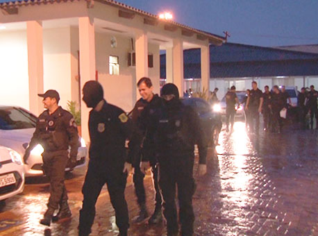 150916-policia-operacaoexodoscoletiva-tvgazeta2