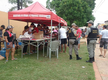 021016-cotidiano-jovensprojetosocial-taianelima