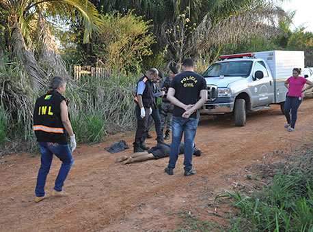 041016-policia-assassinato-cleriston