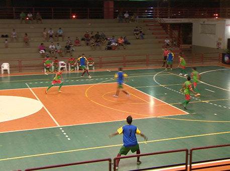 141016-esporte-futsal-tvgazeta