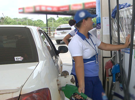 171016-cotidiano-gasolinamaisbarata-tvgazeta