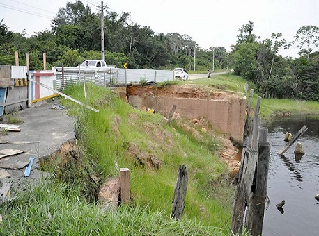 191016-cotidiano-buraco-igarapépreto