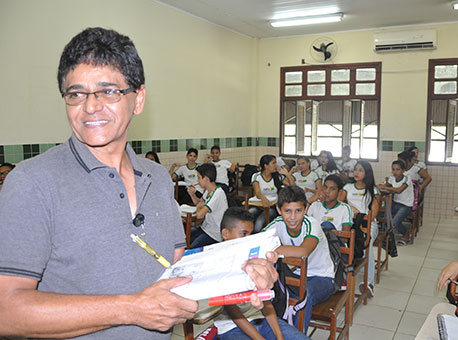 251016-cotidiano-carlosvasconcelosescola-taiane