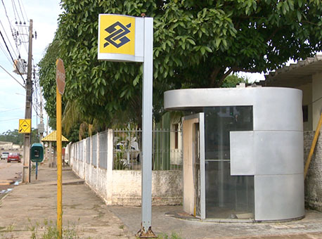 021116-cotidiano-caixaseletronicos-tvgazeta