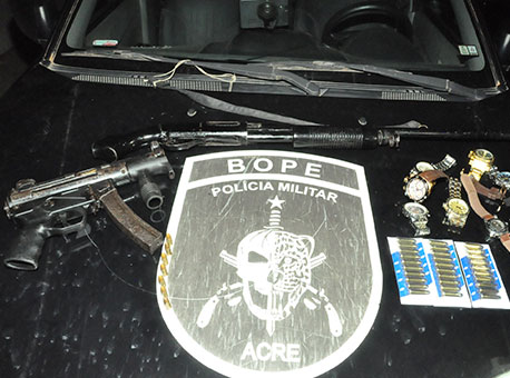 061116-policia-armasapreendidas-cleriston