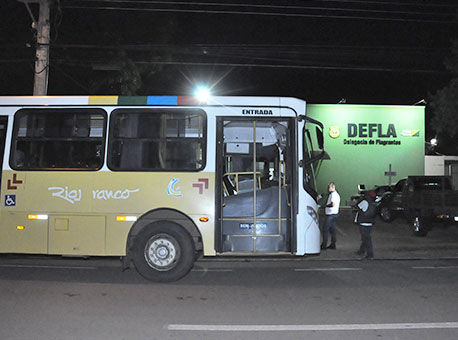 231116-policia-assaltoonibus-cleriston