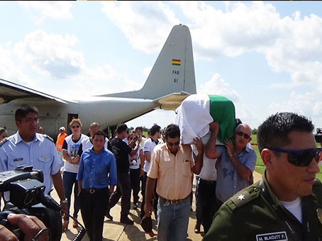 021216-cotidiano-chegadadopiloto-almirandrade