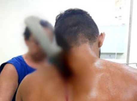 061216-policia-homemesfaqueado-cedida