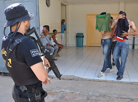 311016-policia-facasebaladeiras-cedida2