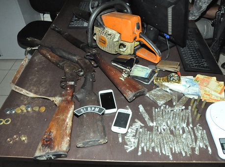 040117-policia-presos-trafico-foramacaodquadrilha