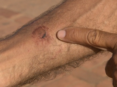 050117-policia-taxistaassaltado