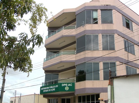 090117-policia-dpe-suspendeatendimento