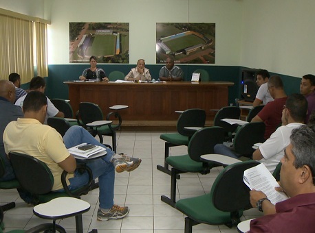 130117-esporte-reuniao-federacao