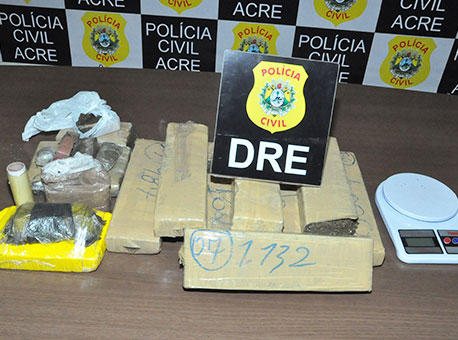 090217-policia-maconhaecocaina-cleriston