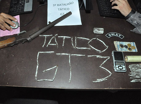 130217-policia-gravidaedroga-cleriston