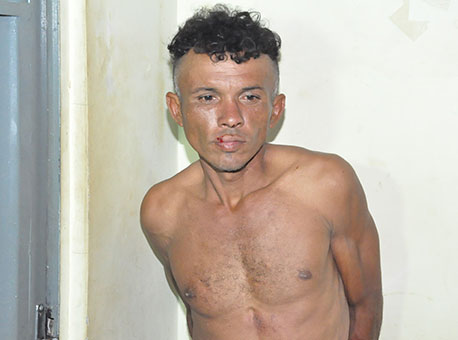 150217-policia-acusadoestupro-cleriston