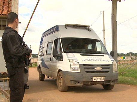 160217-policia-agentespenitenciarios-tvgazeta2