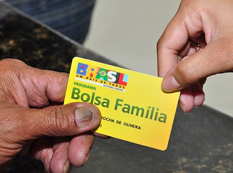 130317-politica-inclusao-bolsafamilia