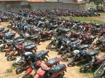 141116-cotidiano-detran-vgazeta 410 305