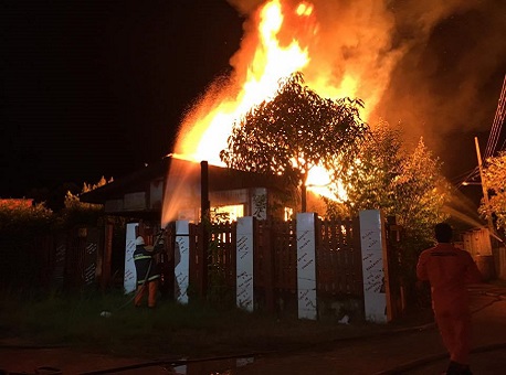 270417-policia-incendio-sena