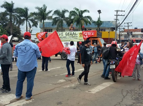 280417-politica-manifestações-peloacre