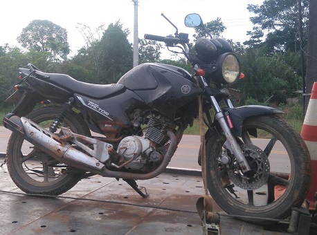 040517-policia-moto-furtada