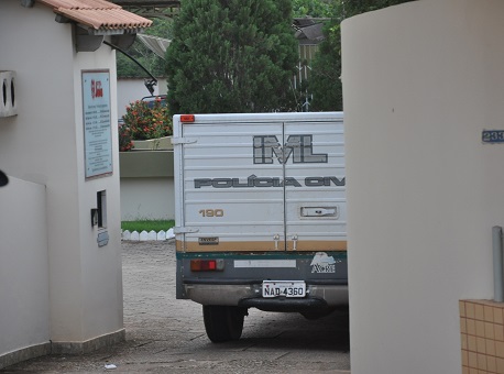 040517-policia-mulher-morre-motel