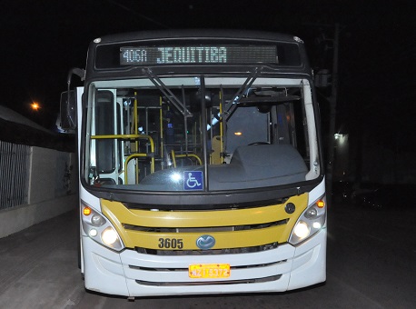 050517-policia-assalto-a-onibus