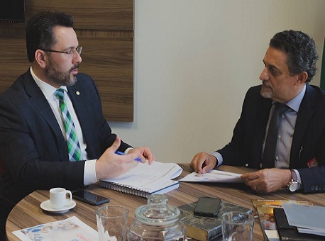 070917-politica-alanrick-telefonia