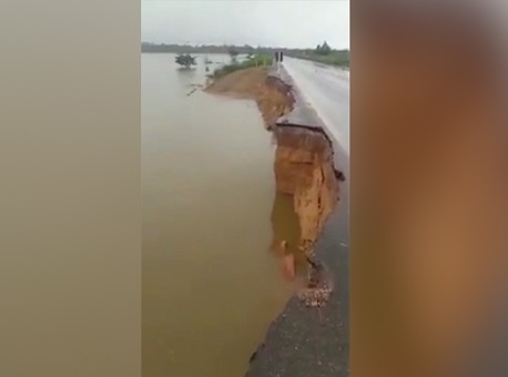 110118-cotidiano-erosão-estrada