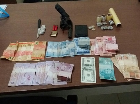 110118-policia-presos-e-apreensoes