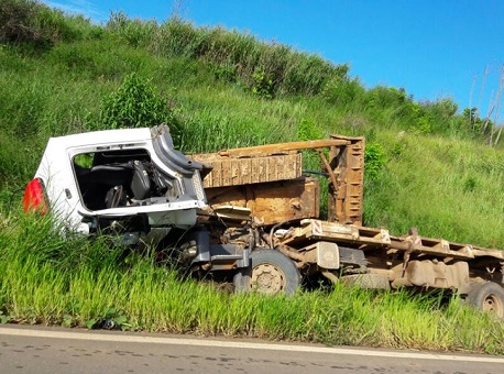190118-policia-acidente-estrada-sena