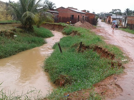 110318-cotidiano-reclamacao-obra-inacabada