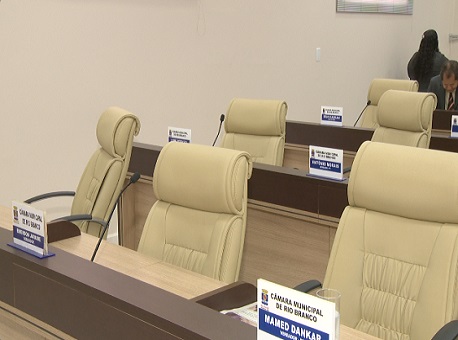 130318-politica-sessao-vazia-camara