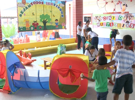 140318-cotidiano-creche-cidade-do-povo