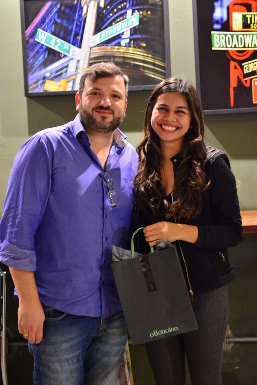 1colunadedomingo100618