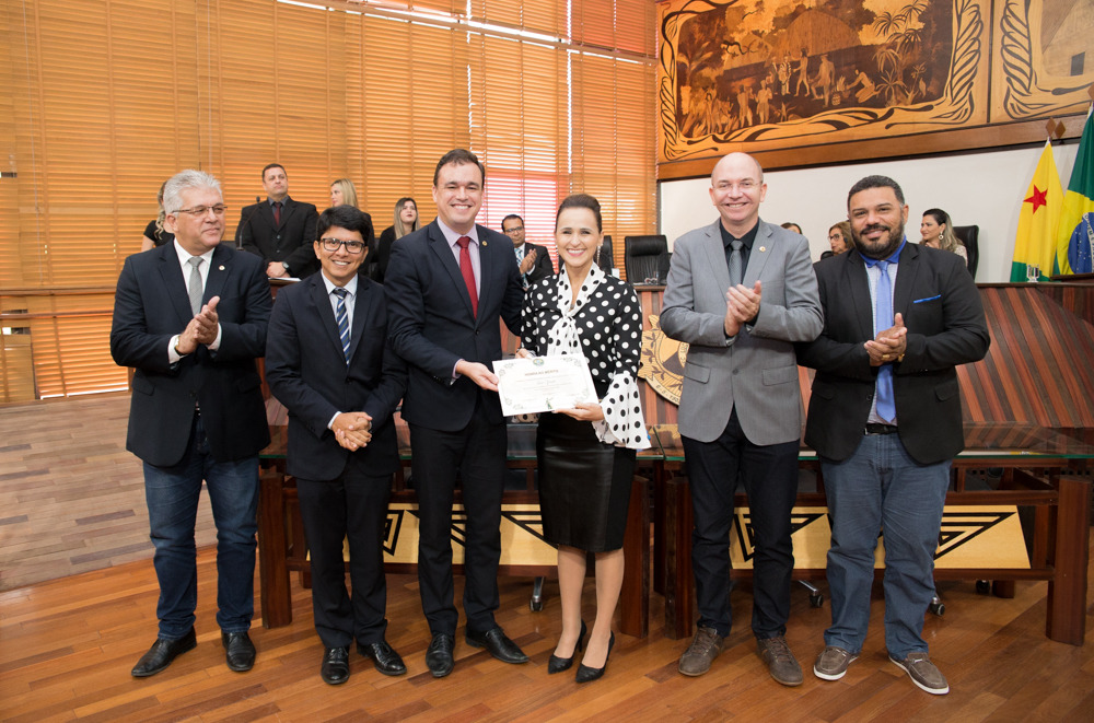 281018colunadedomingo Foto 1