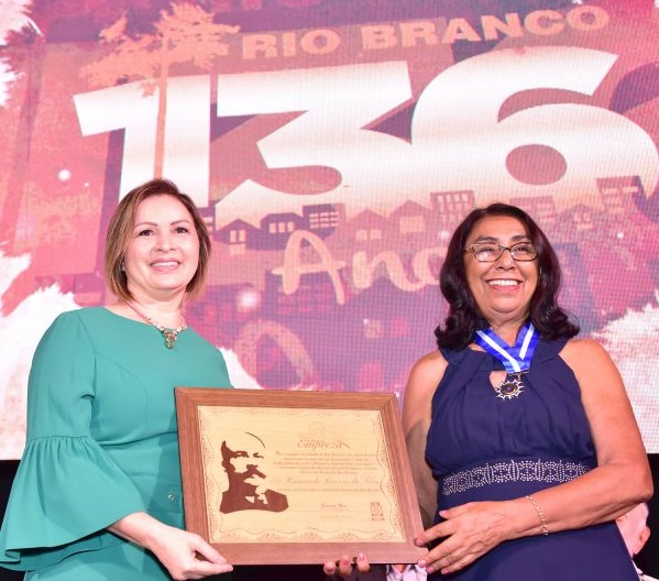 1colunavagnoe7fotos030119