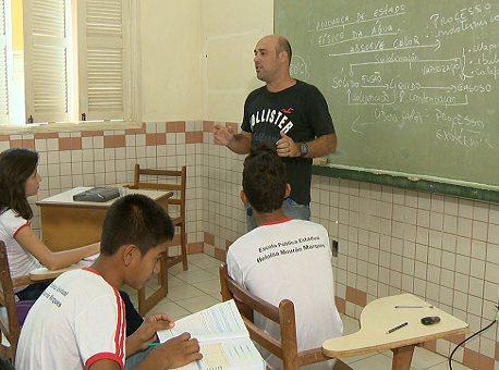 08-07-19 educação