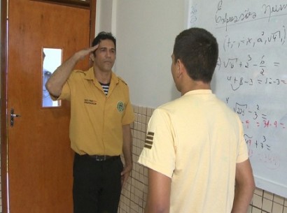 140219-coleiomilitar 410 305 1