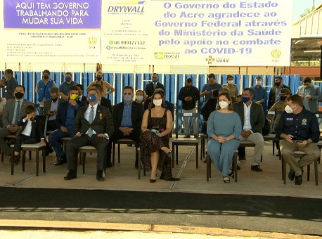 150620-ministro-saude-hospital-campanha