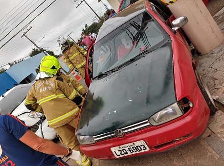 270620-bombeiros-acidente-resgate