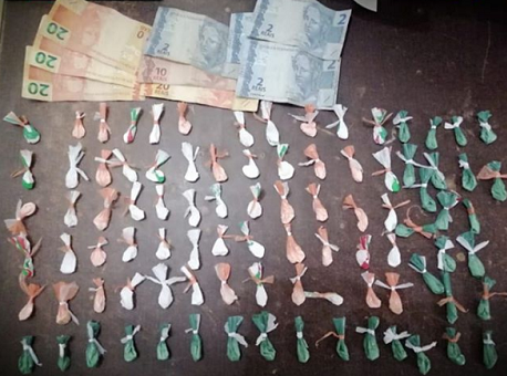 18-07-2020 policia-militar-prende-suspeito-de-trafico-santa-inês