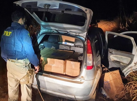 27-07-2020-Policia-Rodoviária-Federal-apreende-nove-mil-carteiras-de-cigarro