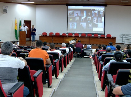 04082020-fórum-educacao