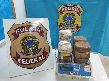 28-08-2020 prf-apreende-drogas
