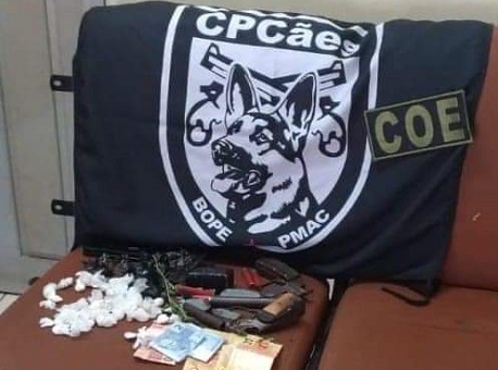 29-08-2020 bope-apreende-arma-e-drogas