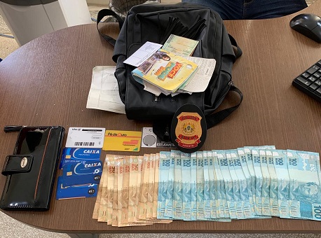 24-09-2020 Polícia-Civil-recupera-produtos-de-furto-em-Cruzeiro-do-Sul